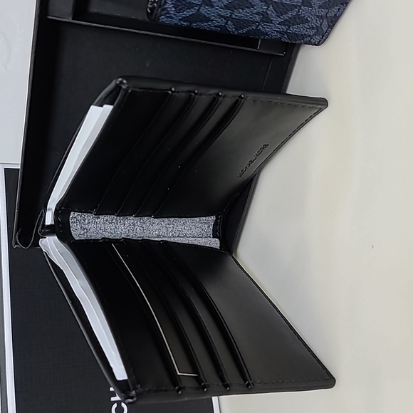 Michael Kors Men's 3 in 1 Wallet Box Set ADMIRAL MLTI - Picture 2 of 6